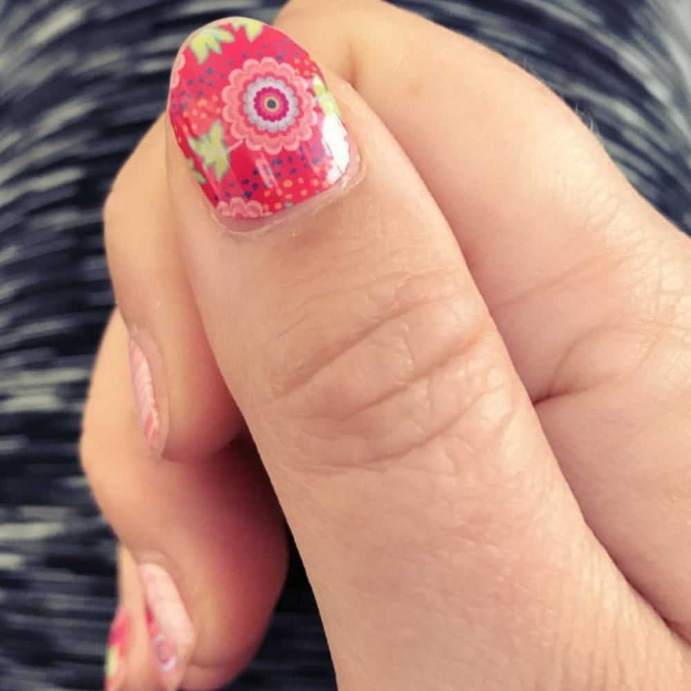 Nepal Relief Jamberry Nail Wraps - Picture 2 of 4